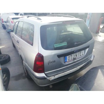 ford focus berlina (cak) del año 2003