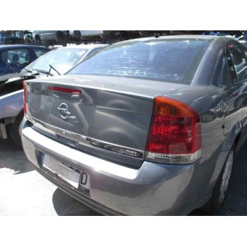 opel vectra c berlina del año 2003