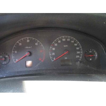 opel vectra c berlina del año 2003