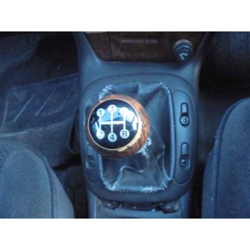 opel vectra b berlina del año 2000