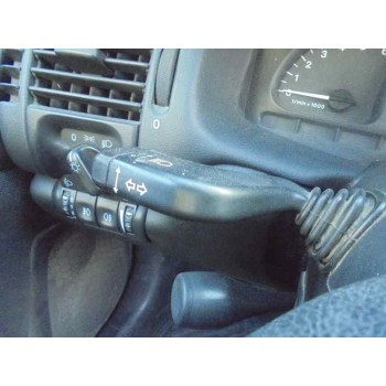 opel vectra b berlina del año 2000