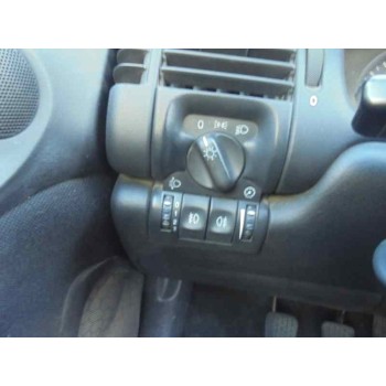 opel vectra b berlina del año 2000