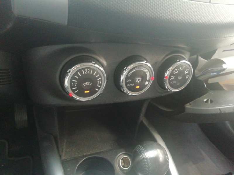 Recambio de mando climatizador para citroën c-crosser 2.2 hdi fap cat referencia OEM IAM   