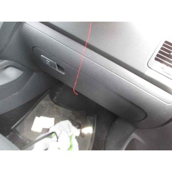 volkswagen golf v berlina (1k1) del año 2006