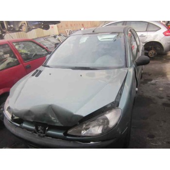 PEUGEOT 206 BERLINA