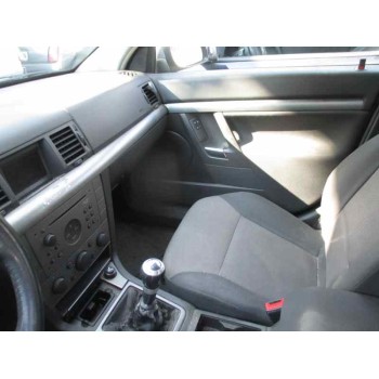 opel vectra c berlina del año 2003