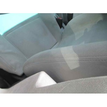 mitsubishi space star (dg0) del año 2003