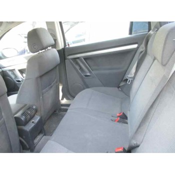 opel vectra c berlina del año 2003