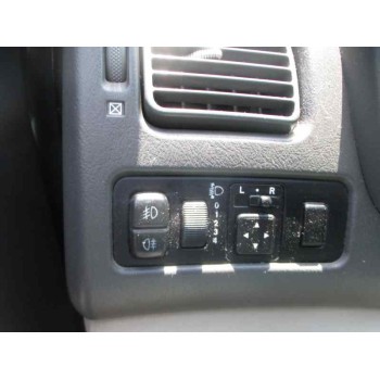 mitsubishi space star (dg0) del año 2003