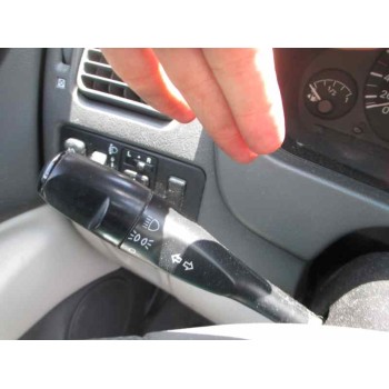 mitsubishi space star (dg0) del año 2003