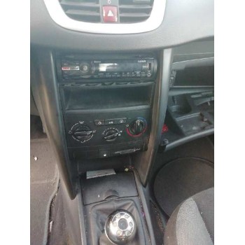 peugeot 207 del año 2006