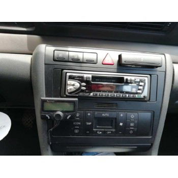 audi a4 berlina (b5) del año 2000