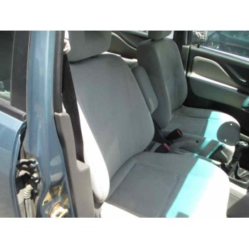 mitsubishi space star (dg0) del año 2003