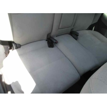 mitsubishi space star (dg0) del año 2003