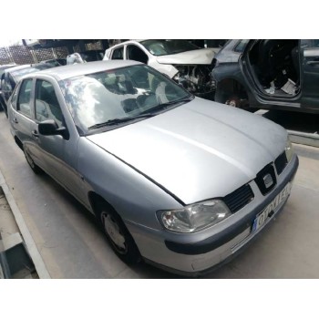 seat cordoba berlina (6k2) del año 2001