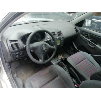 seat cordoba berlina (6k2) del año 2001