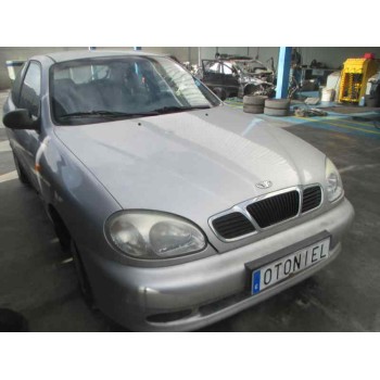 daewoo lanos del año 2000