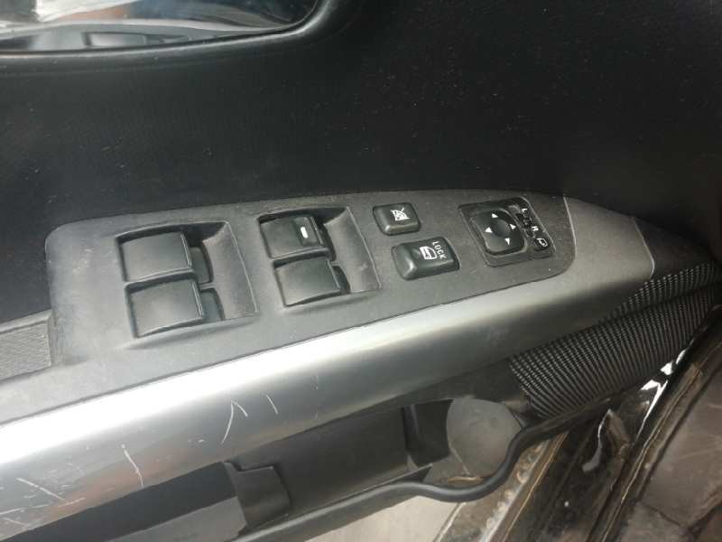 Recambio de mando elevalunas delantero izquierdo para citroën c-crosser 2.2 hdi fap cat referencia OEM IAM   