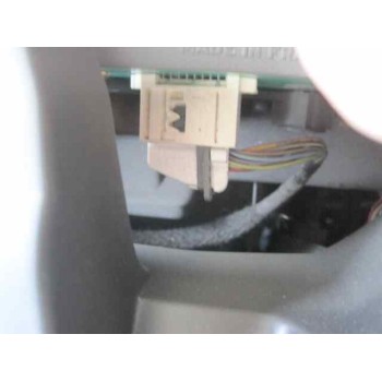 peugeot 206 berlina del año 2002