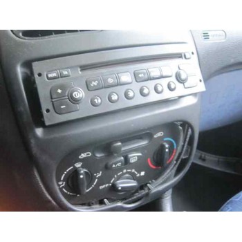 peugeot 206 berlina del año 2002