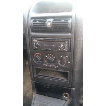 opel astra g berlina del año 1999