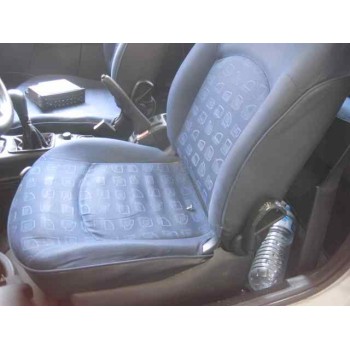 peugeot 206 berlina del año 2002