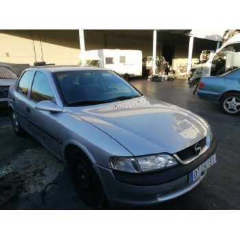 opel vectra b berlina del año 1998