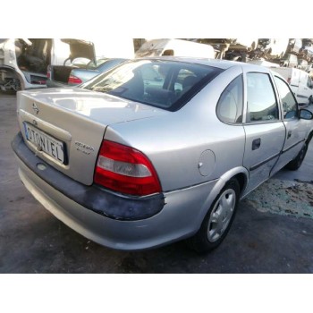 opel vectra b berlina del año 1998