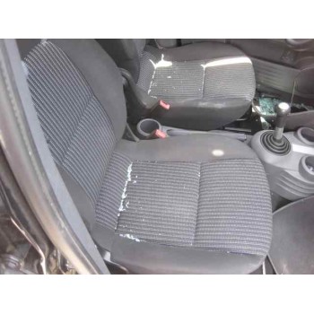 mitsubishi colt berlina 5 (z30a) del año 2007