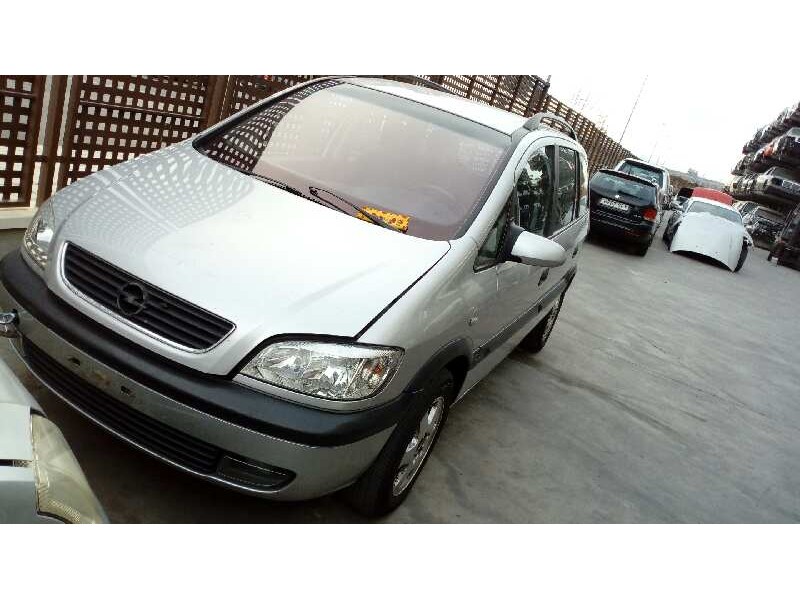 opel zafira a del año 2001