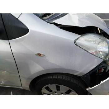 toyota yaris del año 2010