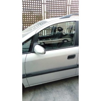 opel zafira a del año 2001