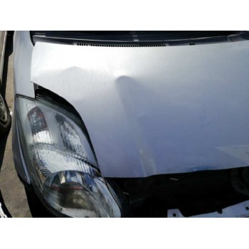 toyota yaris del año 2010