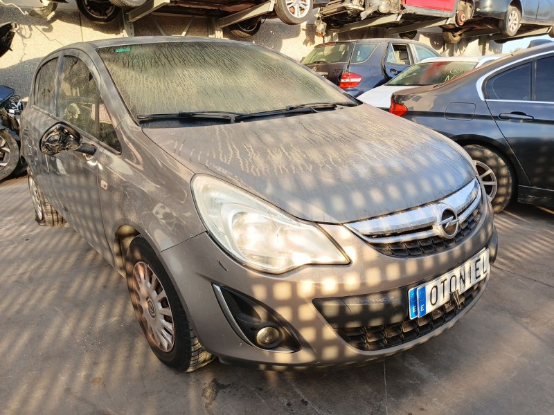 opel corsa d (s07) del año 2012
