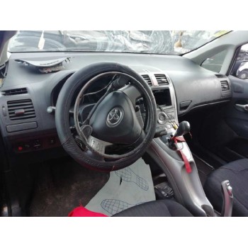 toyota auris del año 2007