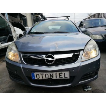 opel vectra c berlina del año 2005