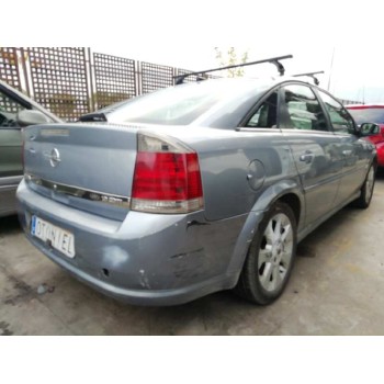 opel vectra c berlina del año 2005