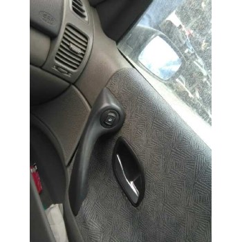 renault laguna ii (bg0) del año 2001