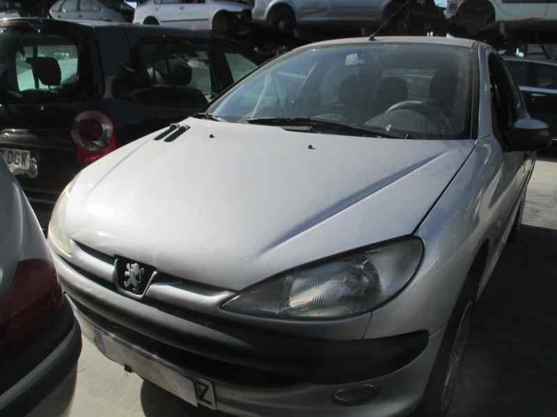peugeot 206 berlina del año 1999