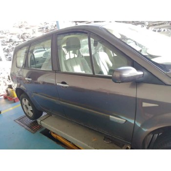 renault grand scenic del año 2005