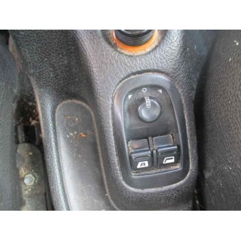 peugeot 206 berlina del año 1999