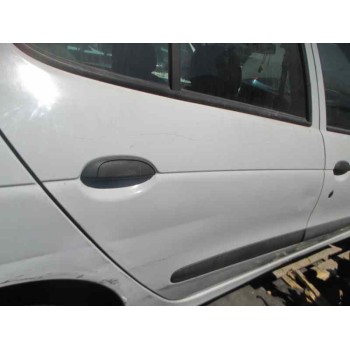 renault megane i fase 2 berlina (ba0) del año 2000