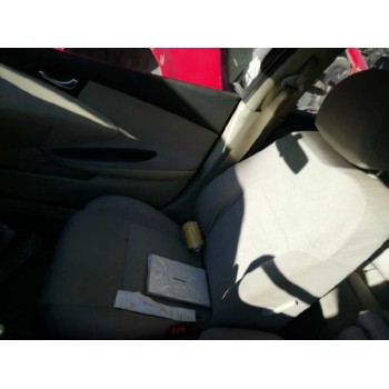 nissan primera berlina (p12) del año 2004