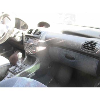 peugeot 206 berlina del año 1999