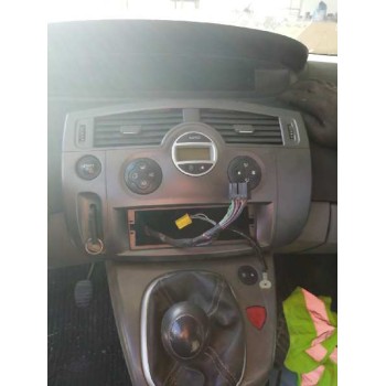 renault grand scenic del año 2005