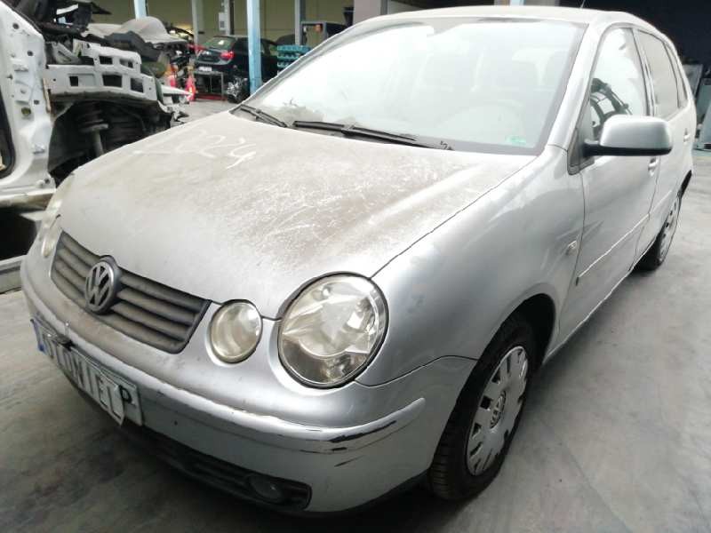VOLKSWAGEN POLO (9N1)