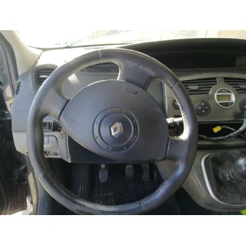 renault grand scenic del año 2005
