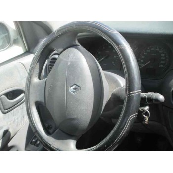 renault megane i fase 2 berlina (ba0) del año 2000