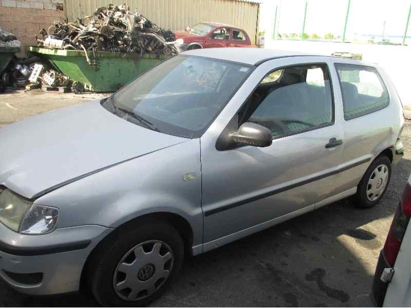 volkswagen polo berlina (6n2) del año 2000