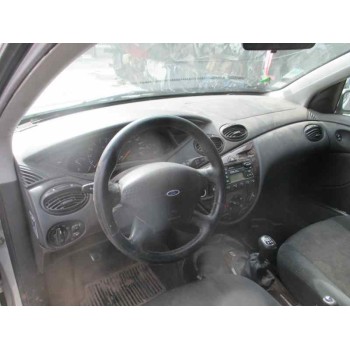 ford focus berlina (cak) del año 1999